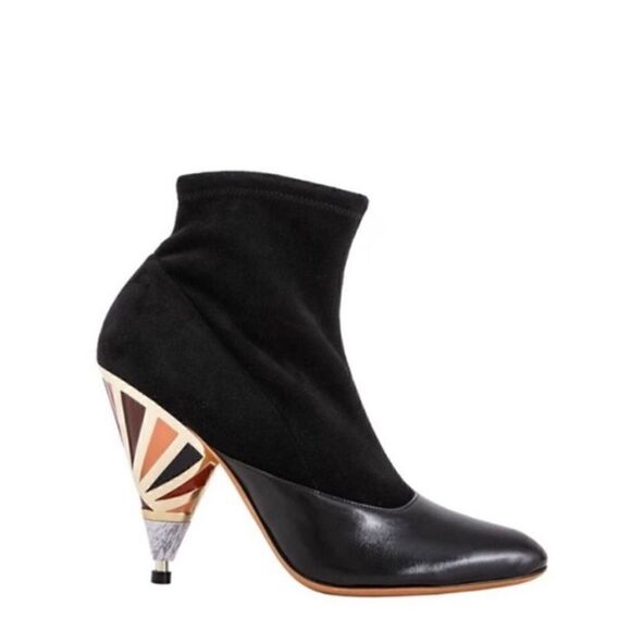Givenchy Shoes - Givenchy Black  genuine leather Ankle Boots with Artistic Heel, US7